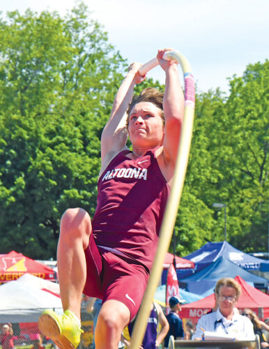 Altoona junior Lutz vaults to sixth place